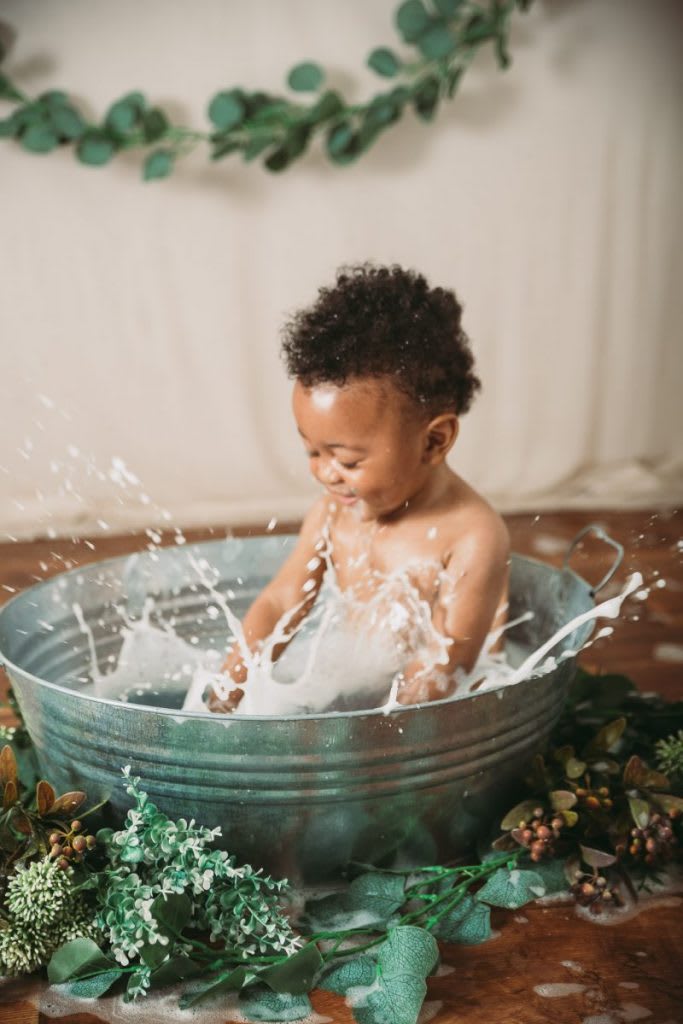 Milk Bath Splashes baby Photoshoot